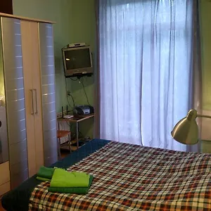 https://shievchienko-10.hotels-of-kiev.com